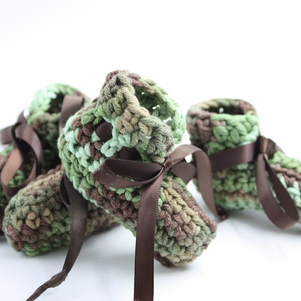 Camo Preemie Twins Booties - Green Brown Preemie Booties - Tiny Baby Boy Fall Booties
