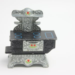 Mattel The Littles Miniature Stove - The Littles Mini Oven - Cast Iron for Doll House