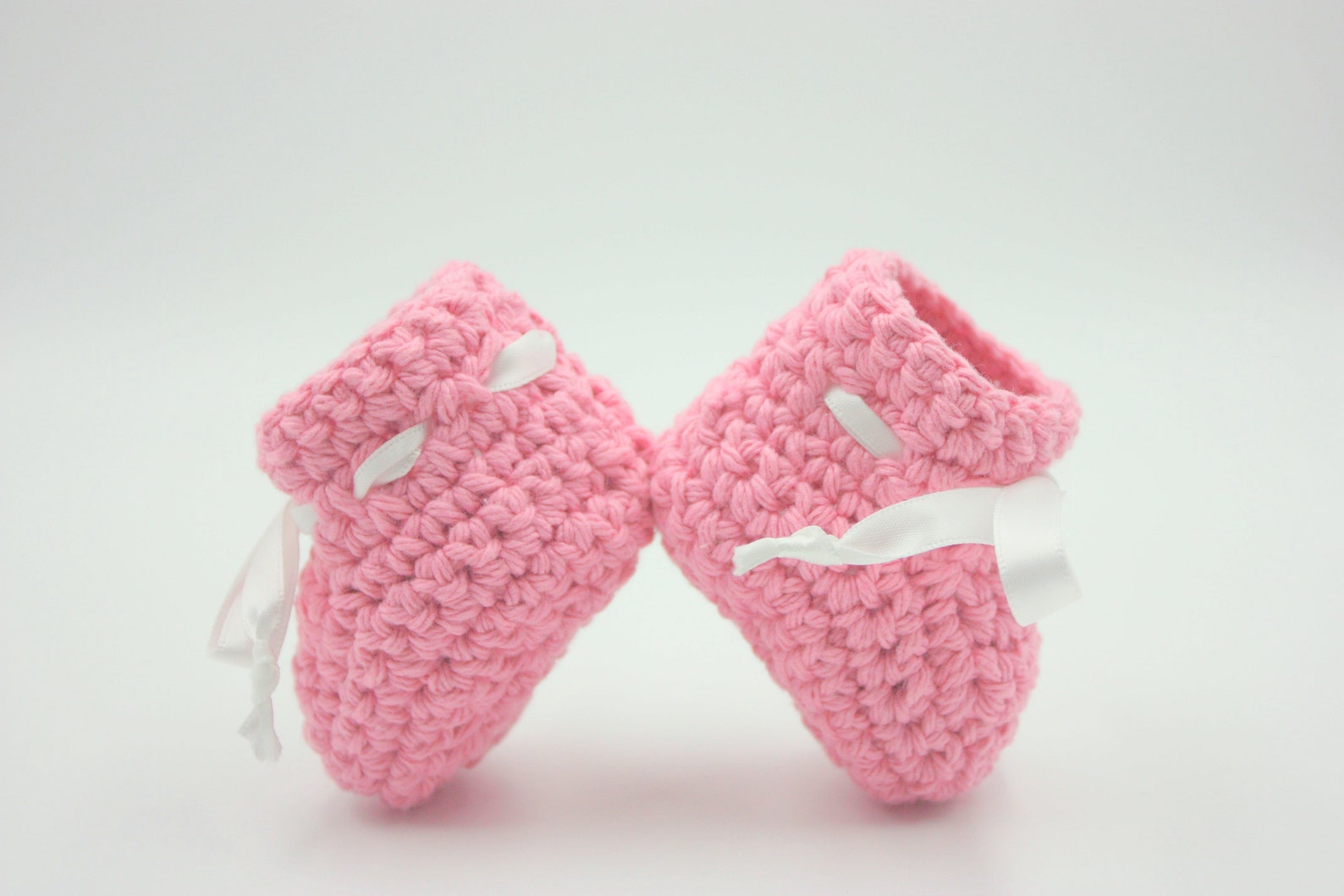Babyhug 100% Cotton Mittens & Booties With Floral Print - Pink