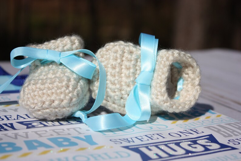 Oatmeal Newborn Baby Booties Oatmeal Crochet Booties Baby Boy Booties image 4