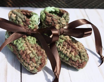 Camo Preemie Booties - Brown and Green Booties - Crochet Preemie - Preemie Boy Booties