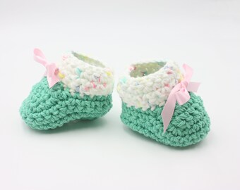 Green Cotton Summer Baby Booties with Variegated Cuff and Pink Bow - Newborn Cotton Booties - Crochet Girl Baby Booties
