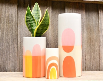 Weiße Keramik Handbemalte 'Horizont' Vasen