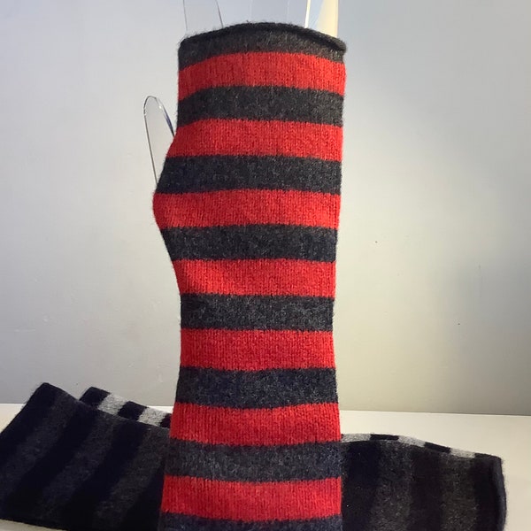 Arm warmers / fingerless gloves stripy and plain in soft merino wool