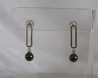 Crystal Black Pearl Beads and 925 Sterling Silver Rectangle Drop Earrings