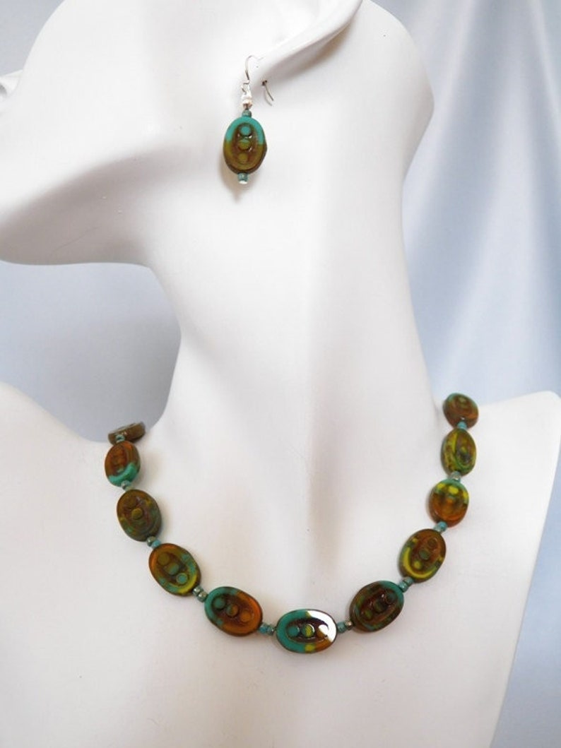 Czech Glass Necklace Set, Blue, Green and Brown Picasso Oval Table Cut Beaded Necklace and Matching Earrings Bild 4