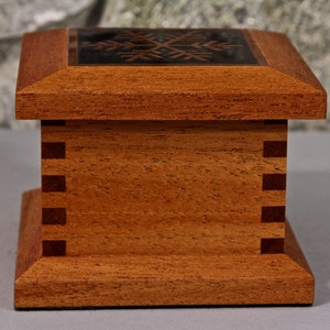 Snowflake Jewelry Valet Keepsake Box in Mahogany with Copper Inlay image 3