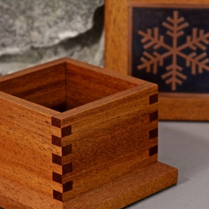 Snowflake Jewelry Valet Keepsake Box in Mahogany with Copper Inlay image 4