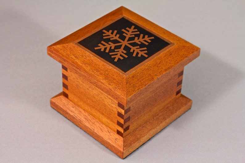 Snowflake Jewelry Valet Keepsake Box in Mahogany with Copper Inlay image 1