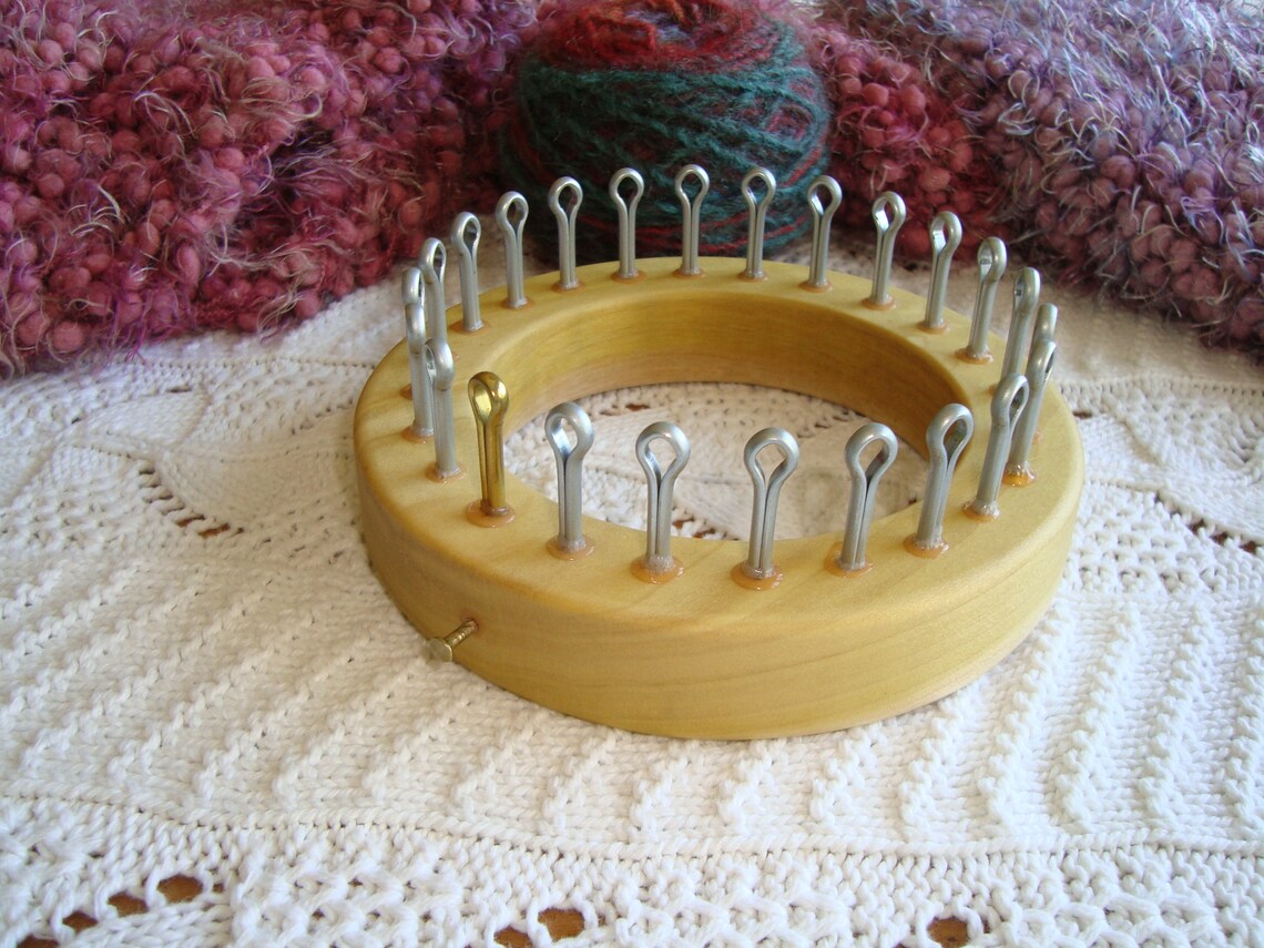24 Peg Large Gauge 5/8 C2C Knitting Loom Size Etsy