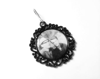 Bridal bouquet pendant with photo, memorial, souvenir, black