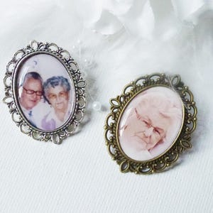 Brosche mit Foto, bronze, silber