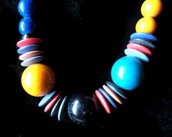 Vintage Multicolor NecklaceVintage Multicolor Choker