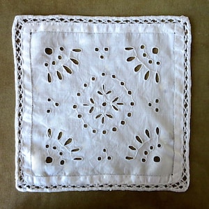 Handmade Vintage Placemats and Doilies