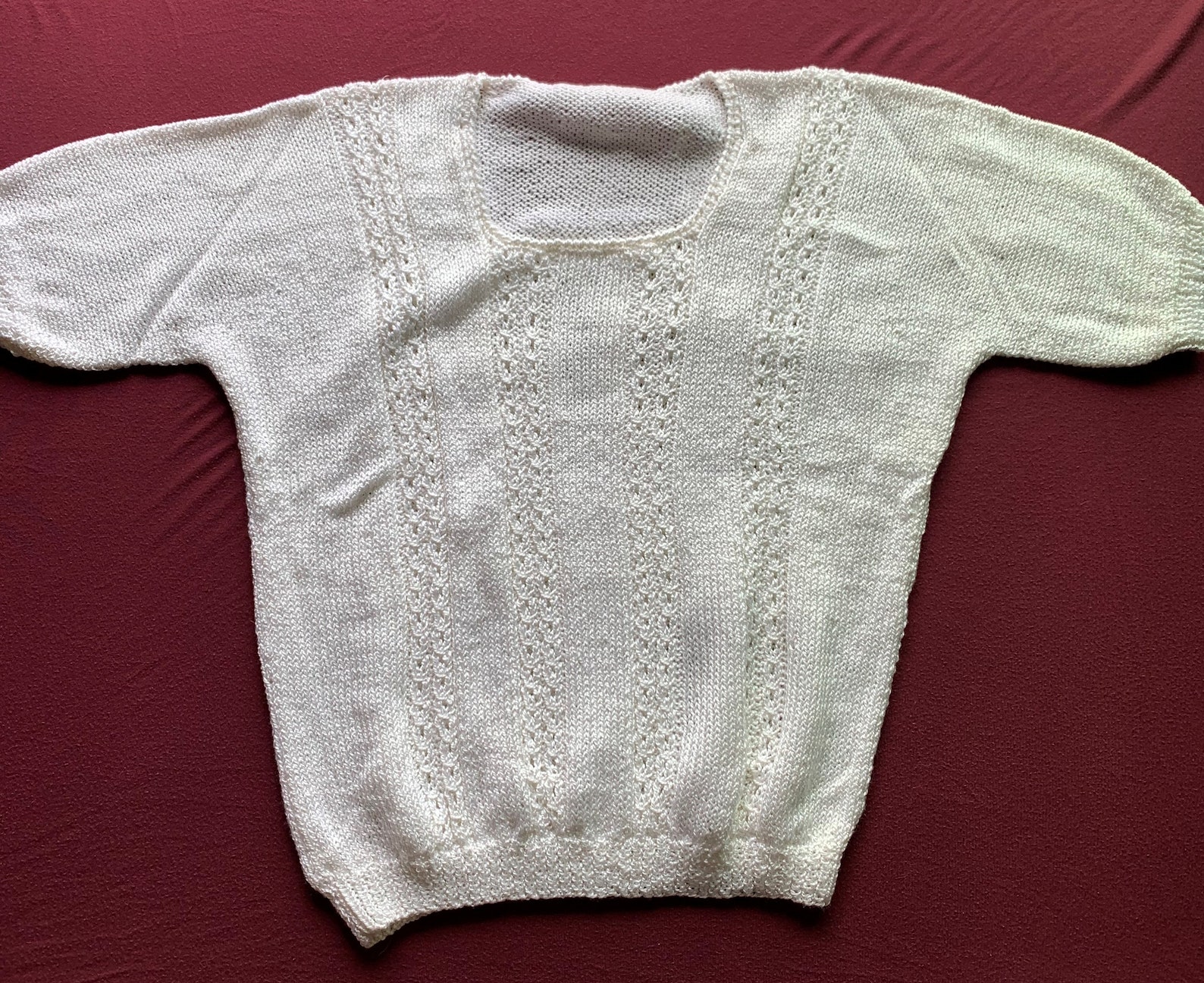 Suéter de manga corta blanquecino Etsy