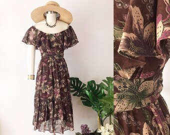 SIZE XS Vintage 1970s Purple Peasant Prairie Dress Ruffle Tiered Floral Off the Shoulder Gauze Cottagecore Hawaiian