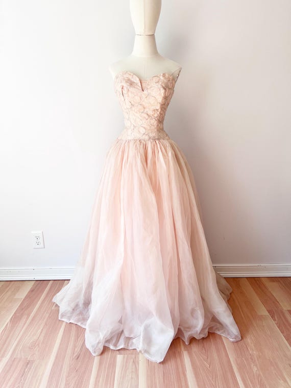 pink frilly prom dress Sweetheart A Line Chiffon Ruffled Long Formal Dresses With Beading Pink / 16 line style Fabric Rachel Allan 70750 Long Glitter