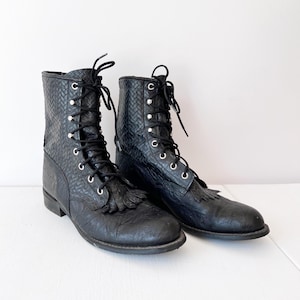 SIZE 8 Vintage Black Lace Up Leather Booties Ankle - Adventurecore - Goblincore - Dark Academia by Capezio