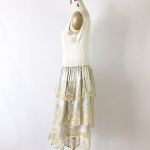 SIZE S 1920s Flapper Wedding Dress / 20s Robe de Style Lace and Silk Wedding Dress / Jazz Age Bridal Silk Ivory Dress with Panniers image 4