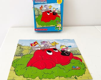 Clifford the Big Red Dog Red 25 Piece Treasure Hunt Puzzle 2002 RoseArt Kids