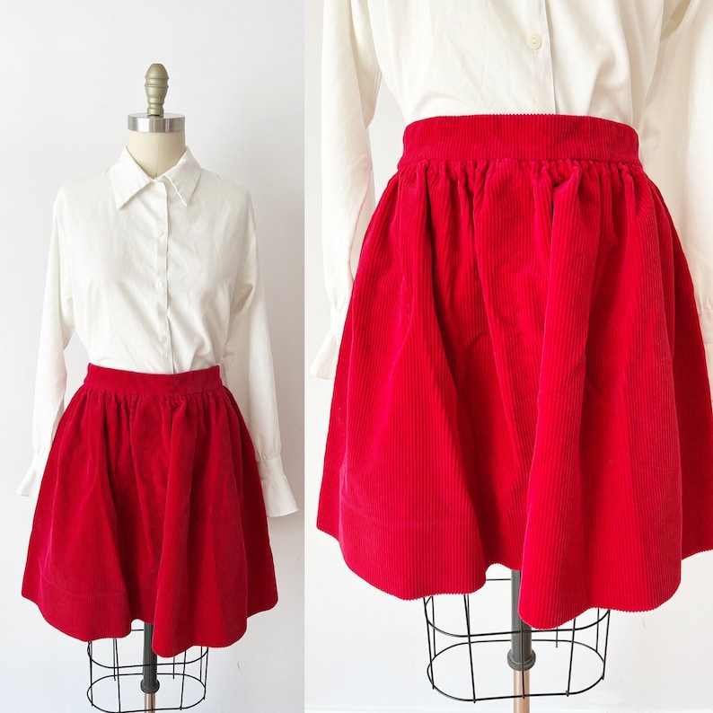 SIZE 4 Ralph Lauren Y2K Red Corduroy Mini Skirt Wide Wale Soft Corduroy Bright Red Short Skirt Pockets image 1