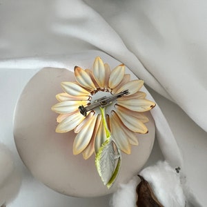 Vintage Flower Brooch Pin Enamel 60s 70s Bright image 7