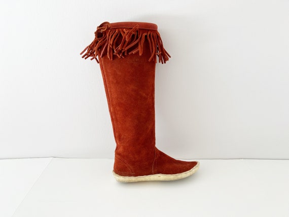 SIZE 5.5 Suede Fringe Boots / 1970s Knee High Sue… - image 1