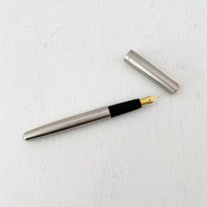 パーカー フロンティア 万年筆 シルバー ゴールドトリム ステンレス 