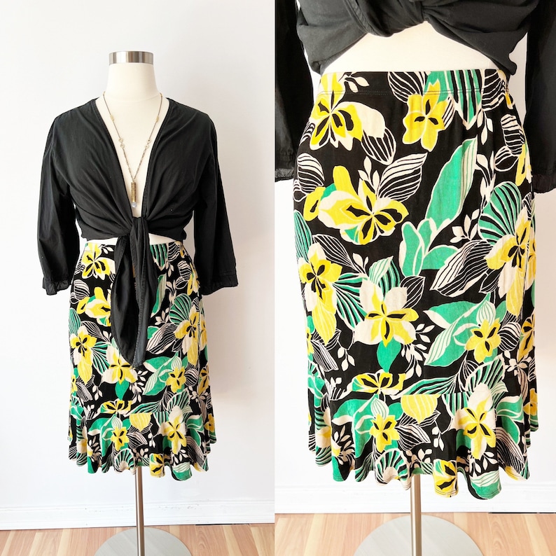 SIZE 3X Y2K Large Floral Slinky Skirt Fluted / Plus Size Spring Skirt / Vintage Dark Cottagecore Midi Skirt image 1