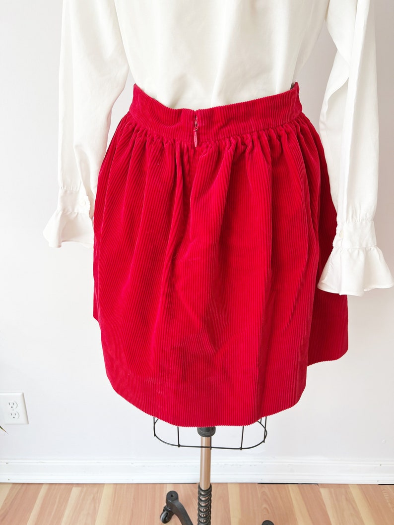 SIZE 4 Ralph Lauren Y2K Red Corduroy Mini Skirt Wide Wale Soft Corduroy Bright Red Short Skirt Pockets image 5