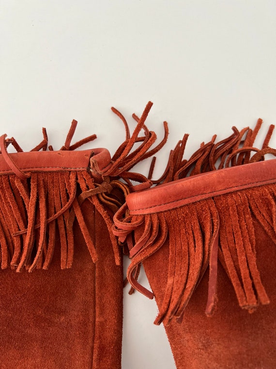 SIZE 5.5 Suede Fringe Boots / 1970s Knee High Sue… - image 9