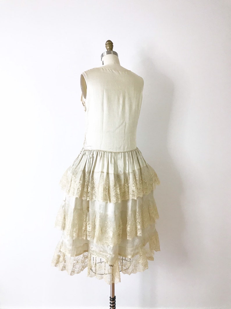 SIZE S 1920s Flapper Wedding Dress / 20s Robe de Style Lace and Silk Wedding Dress / Jazz Age Bridal Silk Ivory Dress with Panniers image 2