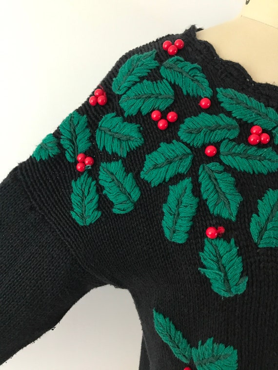 SIZE S 1980s Christmas Holly Holiday Sweater / 80… - image 6