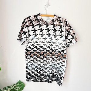 Andazia MC Escher T-shirt Black White All Over Print Vintage 90s