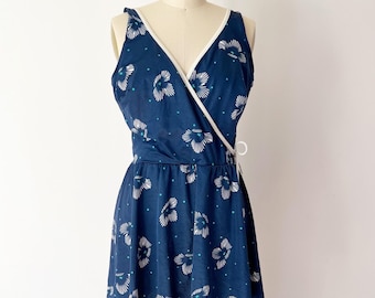 MAAT XL / 1X Lee Beachwear-zwemjurk marineblauwe bloemenomslag vintage skort strand
