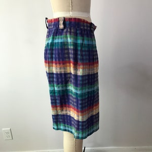 SIZE M 1980s High Waisted Plaid Shorts 80s High Rise Rainbow Plaid Shorts Romantic Academia Summer Bermuda Shorts image 5