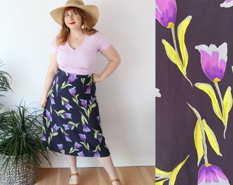 SIZE  14 / XL Y2K Tulip Floral Skirt A-Line / Plus Size Spring Skirt / Vintage Dark Cottagecore Midi Skirt