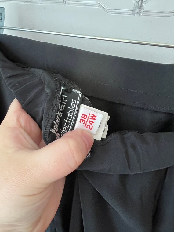 Black skirt 24w sale