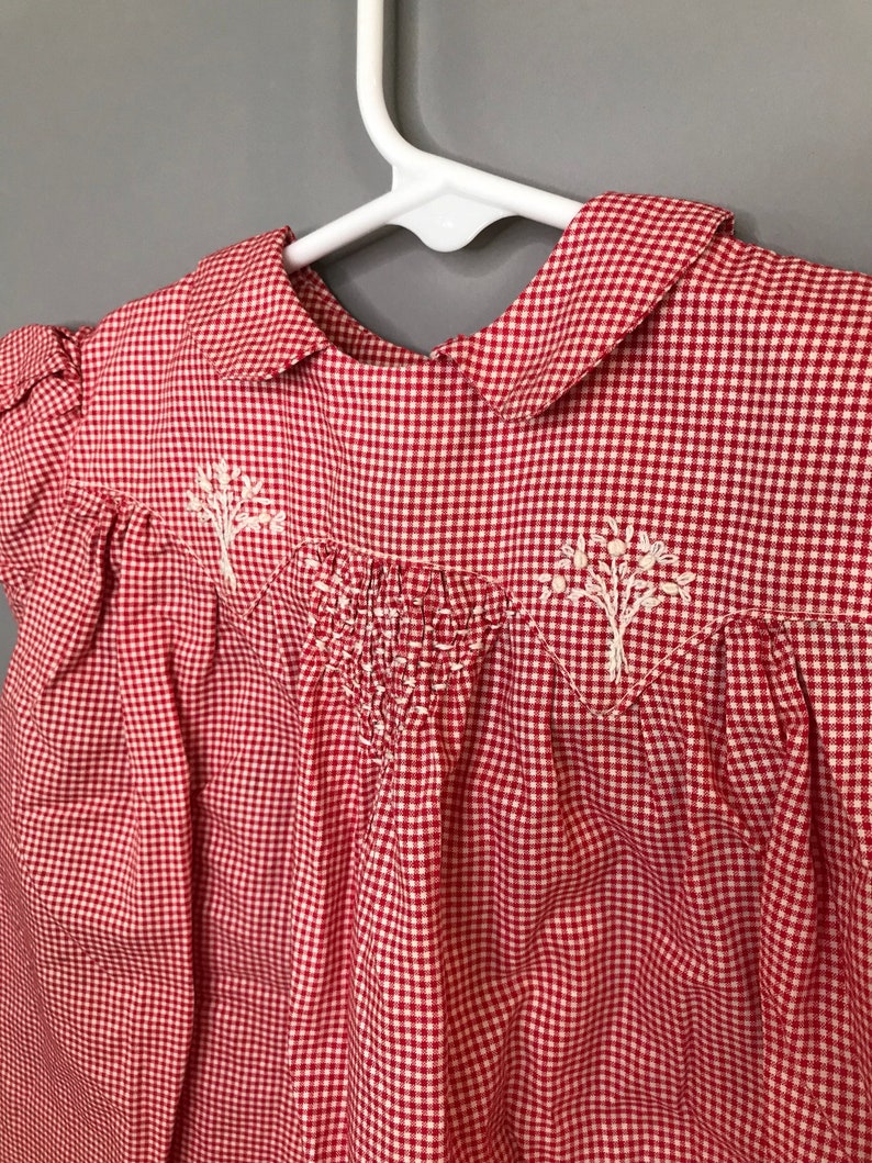 SIZE 12-18 Month 1950s Red Gingham Girls Dress Vintage Embroidered Peter Pan Collar Little Girls Dress Baby Girl Casual Dress