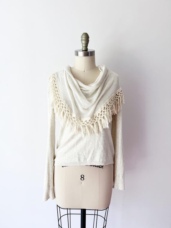 SIZE M Angel of the North Tasseled Cloud Cowlneck Twee