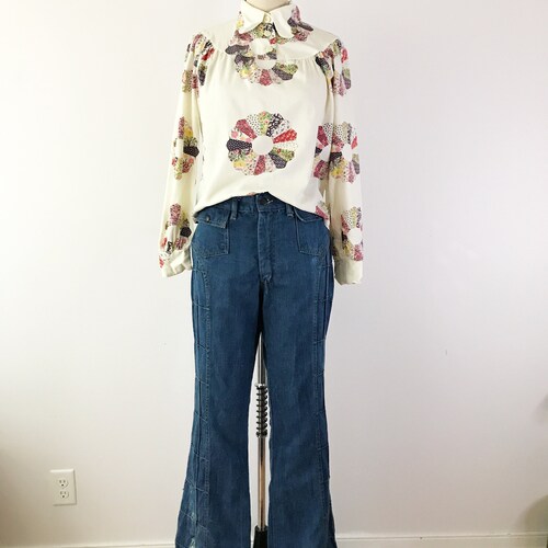 SIZE L 10 12 - 70s Bell Bottom Flare Leg Jeans - Medium shops Wash - Repaired Patchwork Patched - Windowpane Boho Wide Flare Denim