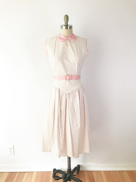 Size S/M 1950s Pink Eyelet Dress / 50s Pastel Pin… - image 2