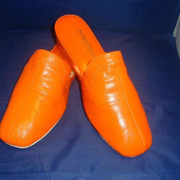 Vintage Orange/Tangerine Oomphies Leather Women Slippers/Shoes (1980) Size 8