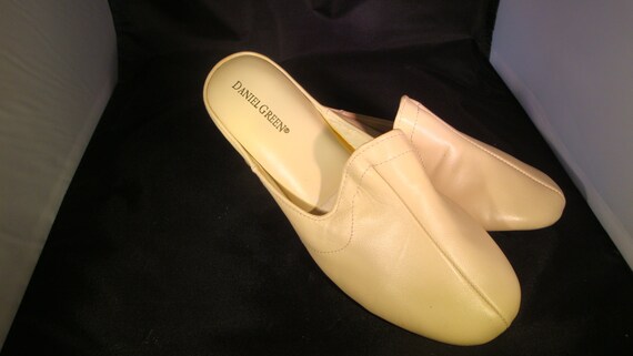 Vintage Daniel Green Classic Bone Leather Slipper… - image 1