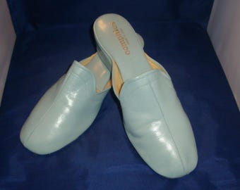 Vintage OOMPHIES Granada Light Blue Leather Slippers/ Shoes (1980s) Size 8