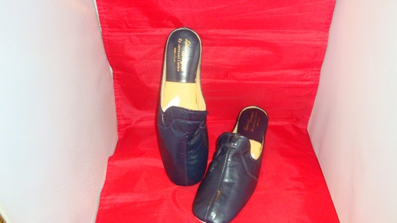 Vintage Jacques Levine Navy Blue Leather Slippers… - image 3