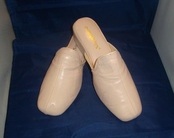 Oomphies granada slippers new arrivals