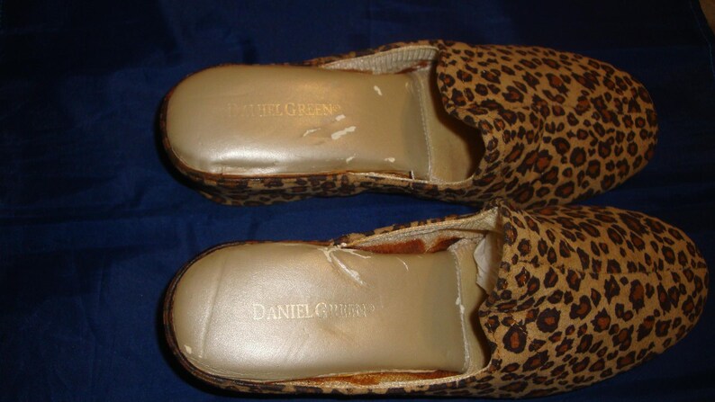 Vintage Daniel Green Glamour Cheetah Micro suede Print Slippers Size 7.5 image 6