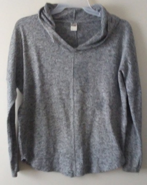 old navy hoodie sweater