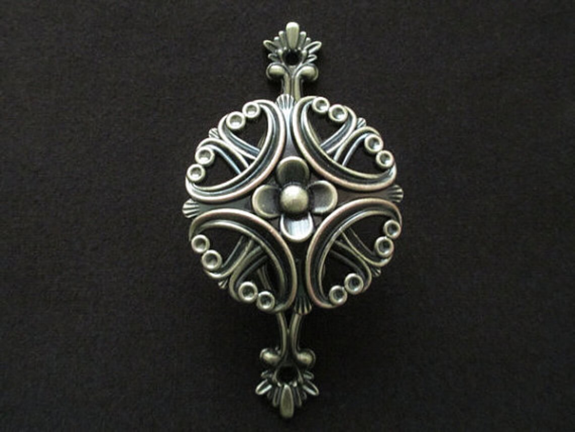 Vintage Style Wall Hooks Metal Clover Wall Decor Cottage Chic Etsy